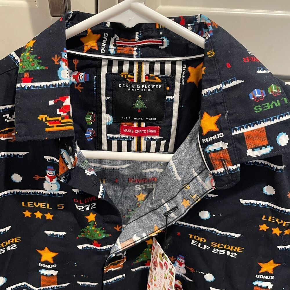 NEW Denim & Flower Men's S Button Down Shirt Holiday Christmas Gaming Short Slv - Picture 6 of 10